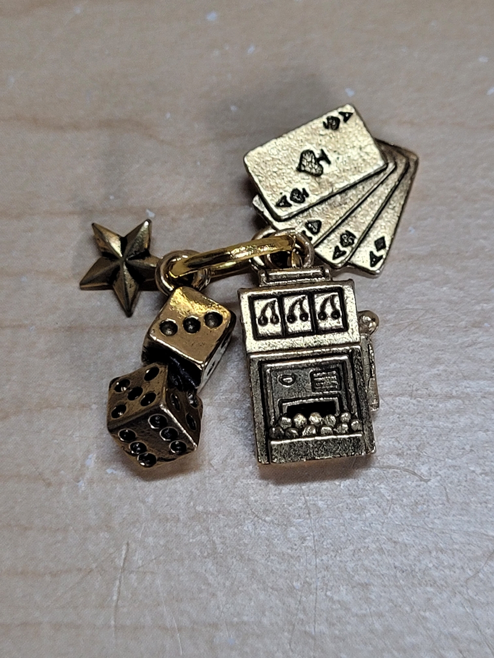 Gold Alloy Star Dice Machine Cards Charm Cluster Necklace Pendant